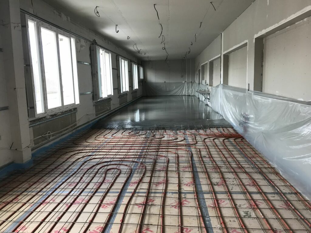 Plancher chauffant - chantier Art Eco Conseil à Val-de-Marne