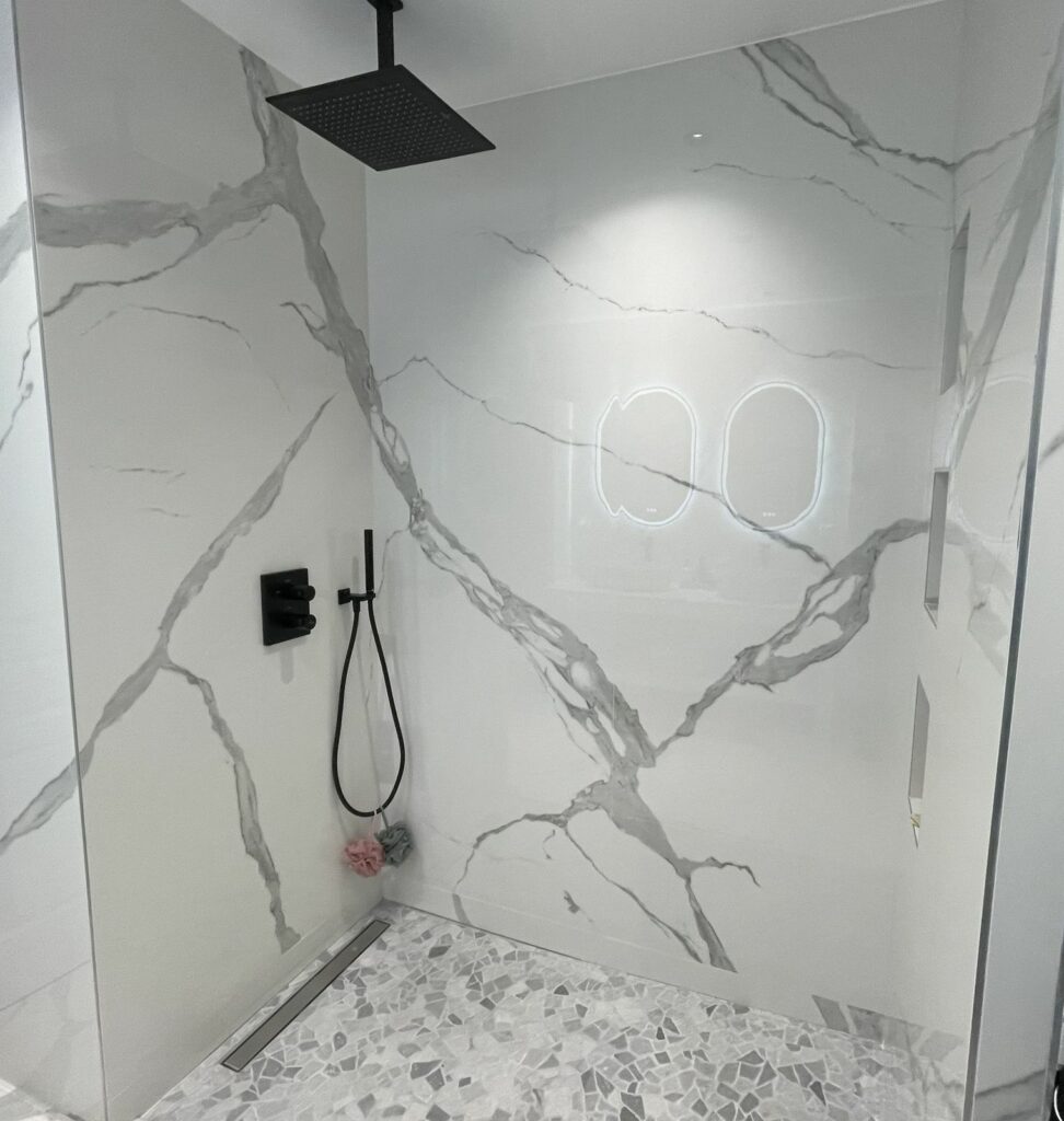 Salle de bain - chantier Art Eco Conseil à Gagny