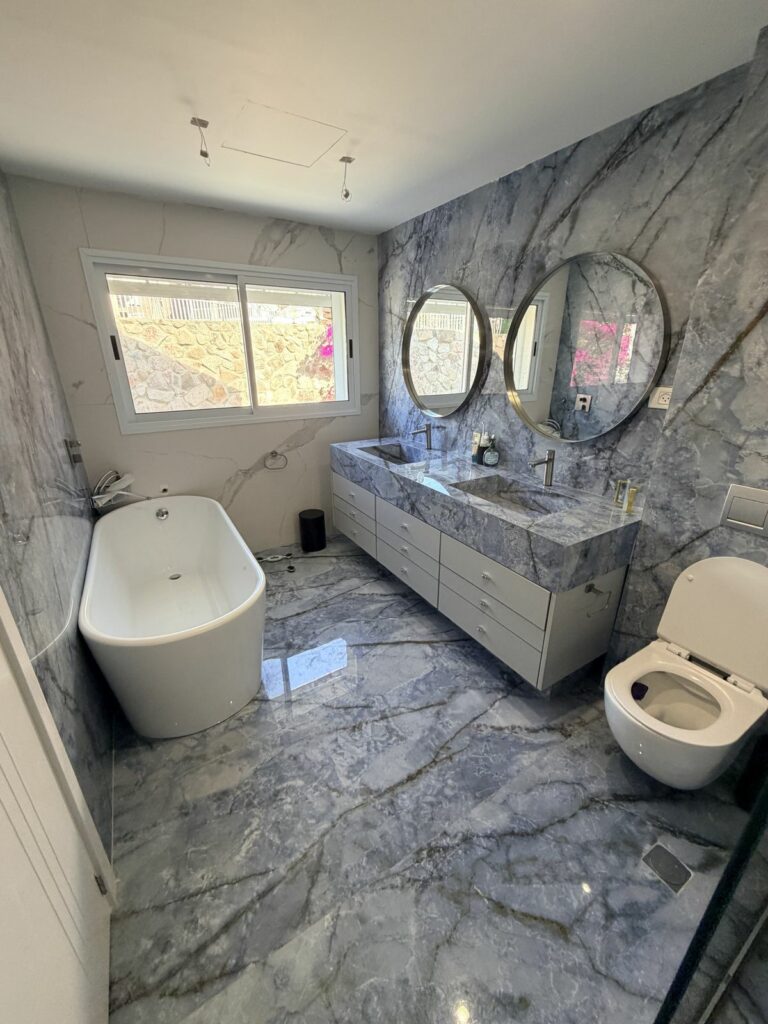 Salle de bain - chantier Art Eco Conseil à Charenton-le-Pont