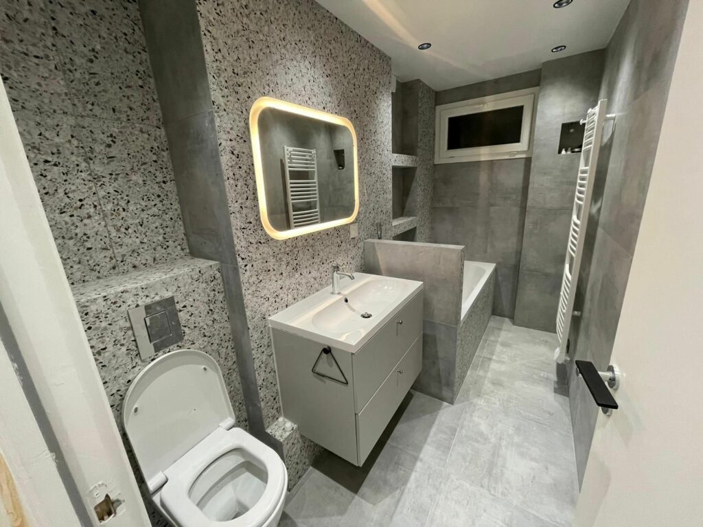 Salle de bain - chantier Art Eco Conseil à Saint-Maurice