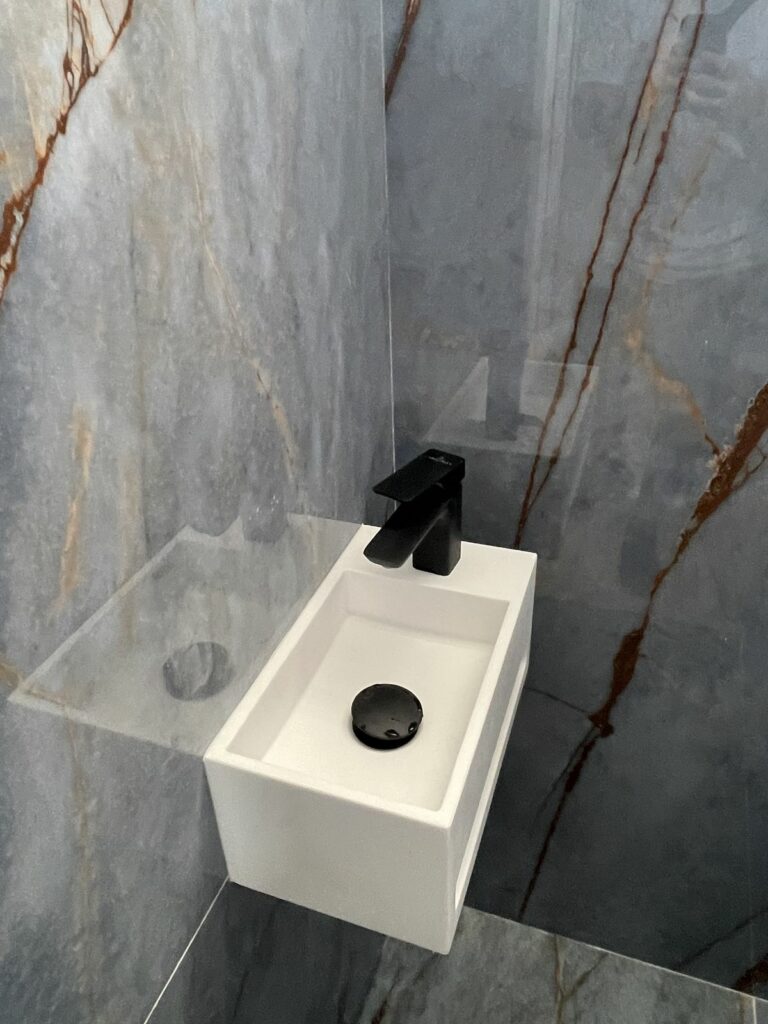 Salle de bain - chantier Art Eco Conseil à Saint-Maurice