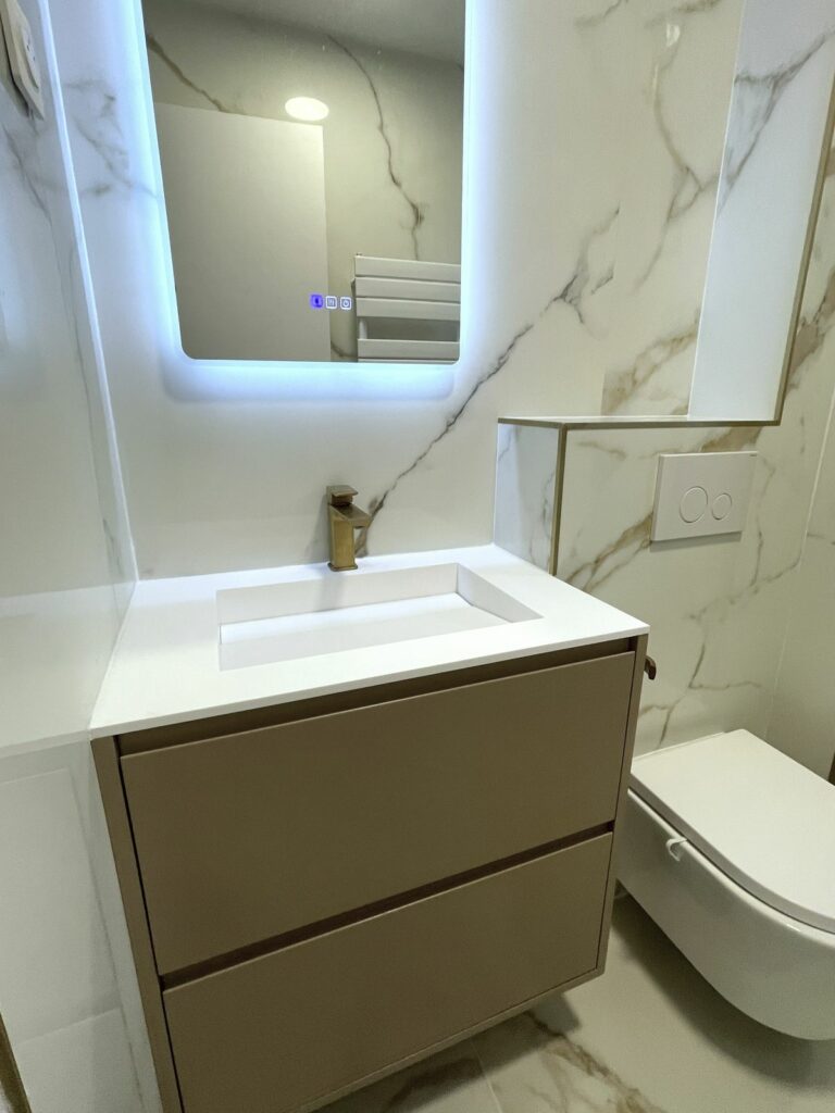Salle de bain - chantier Art Eco Conseil à Saint-Maurice